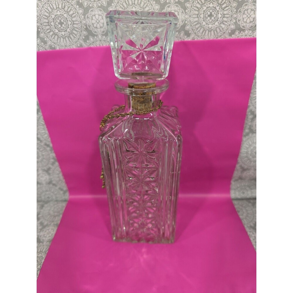 Vintage Glass Liquor Decanter Bottle with Stopper Decorative Medallion VODKA GIN - Picture 4 of 9